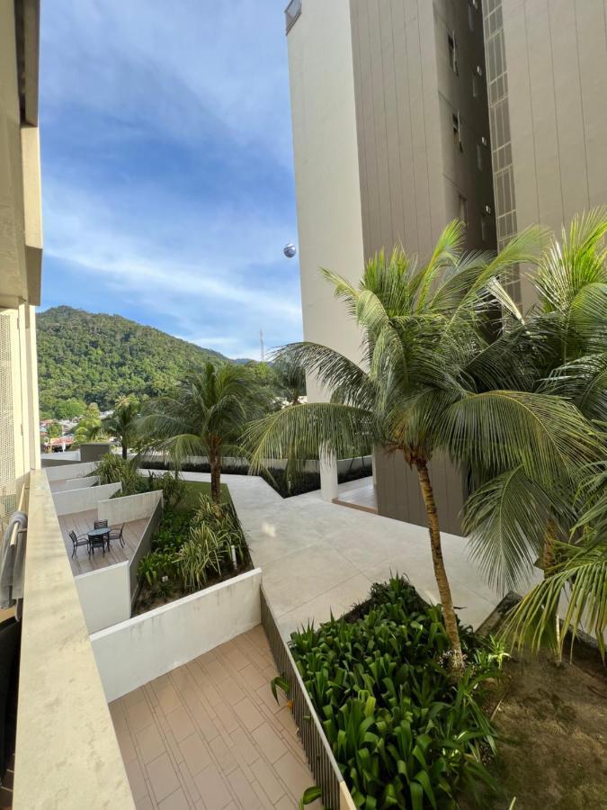 By The Sea Beachfront Designer Suites Penang - Managed By Art Of Tree Batu Feringgi Exterior foto
